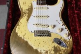 Fender Custom Shop Namm 2019 Ltd Edition 67 Stratocaster Big Head Super Heavy Relic Aged Vintage White-1.jpg